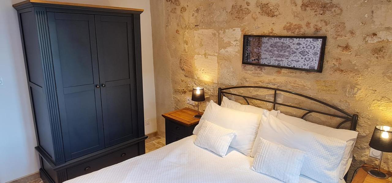 Dom Peyreton Prestige Cottages Set In A Charming Wine Property Villegouge Luaran gambar