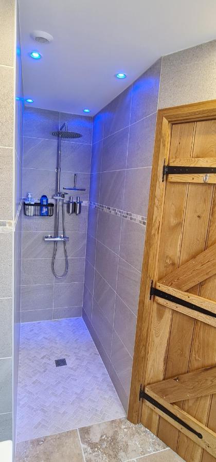 Dom Peyreton Prestige Cottages Set In A Charming Wine Property Villegouge Luaran gambar