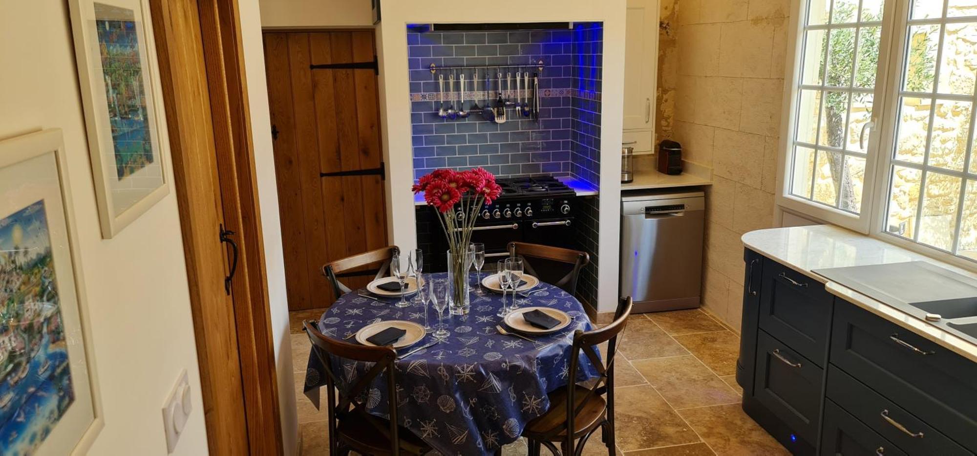 Dom Peyreton Prestige Cottages Set In A Charming Wine Property Villegouge Luaran gambar